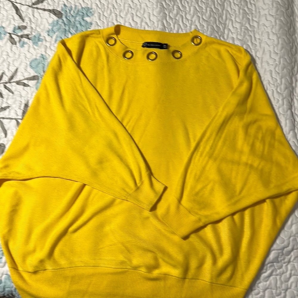 NY&CO yellow grommet-detail slouchy sweater